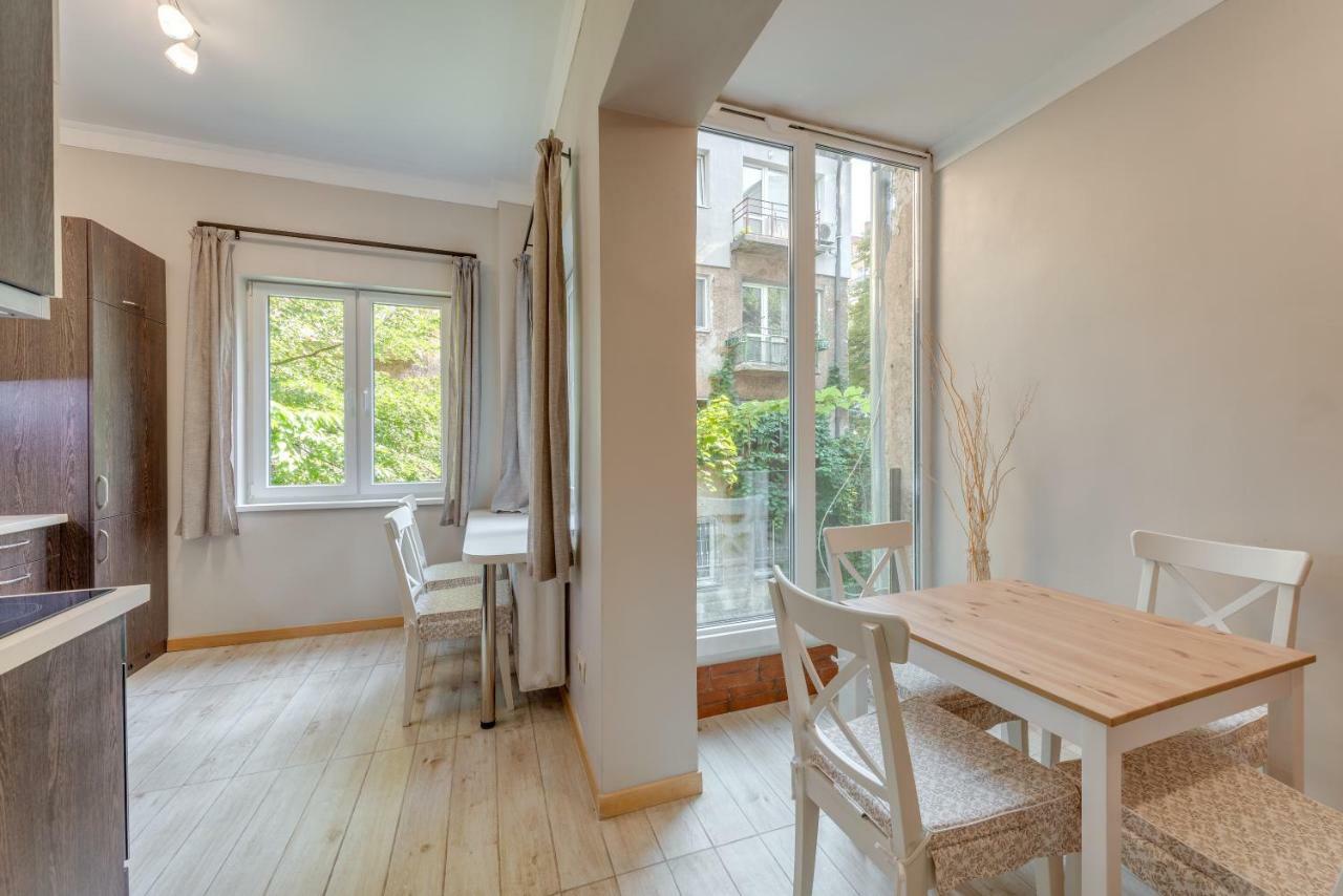 Central Apartment *